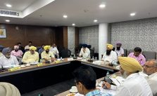 PUNJAB AGRICULTURE MINISTER DIRECTS CHIEF AGRI OFFICERS TO ENSURE MAXIMUM HELP TO FLOOD-AFFECTED FARMERS