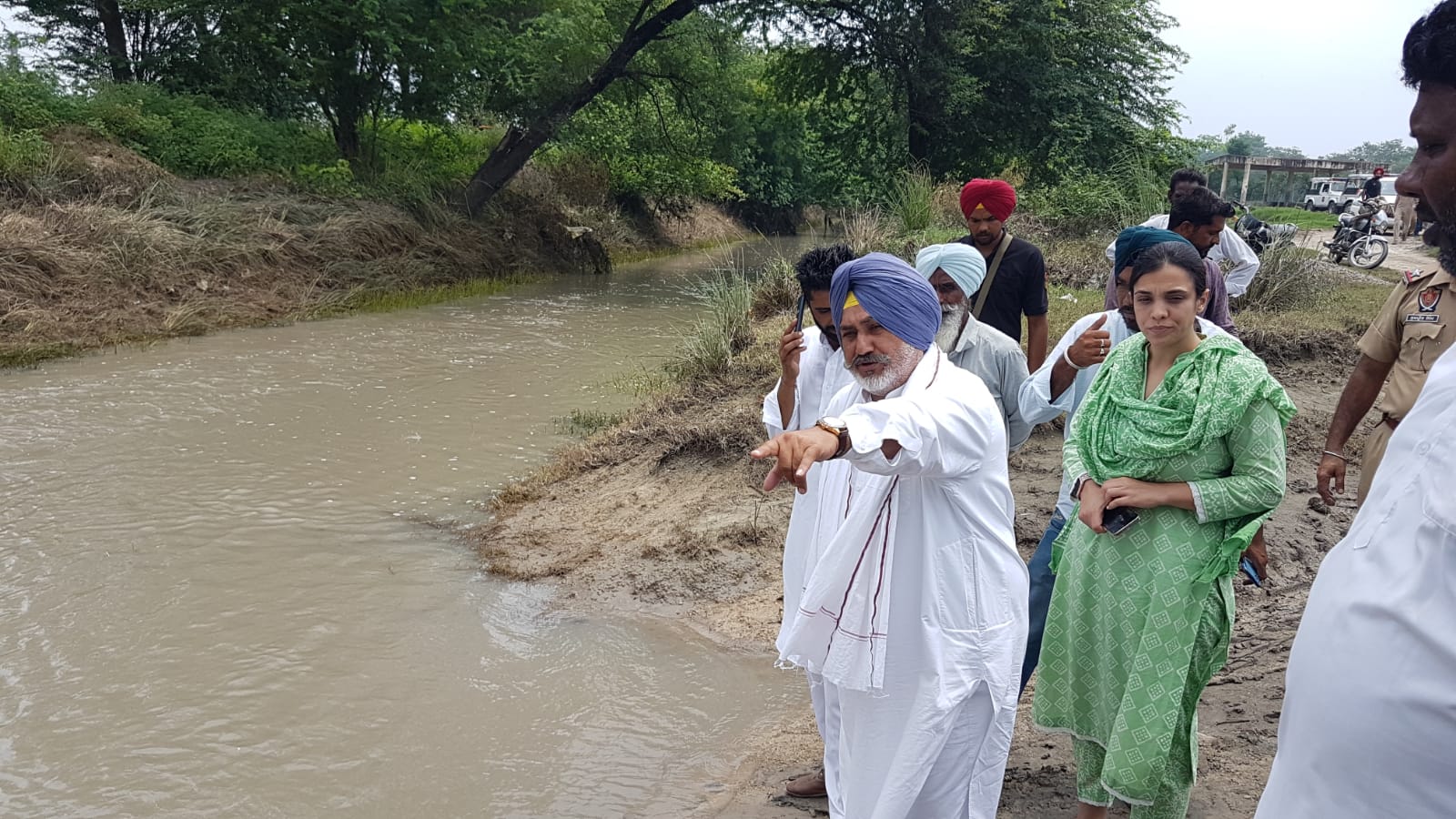 IPR Minister Chetan Singh Jauramajra visits flood-affected villages to assess post-flood damage, assures all possible assistance