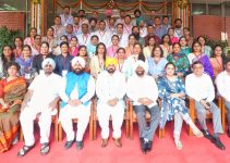 IN ANOTHER REVOLUTION IN EDUCATION SECTOR, CM FLAGS OFF BATCH OF HEADMASTERS FOR EXPERT TRAINING AT IIM, AHMEDABAD