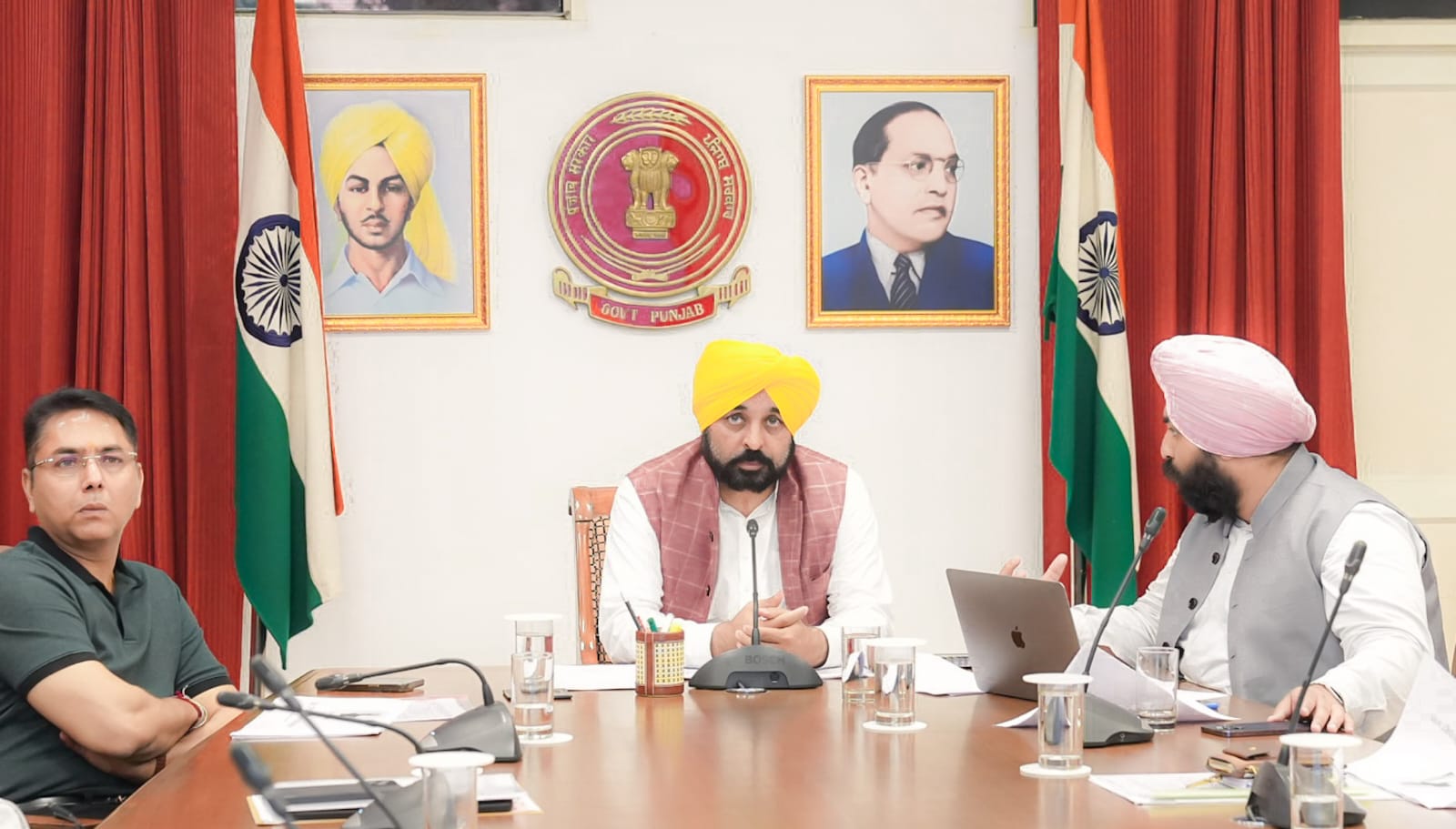 PUNJAB TO OPEN EIGHT ULTRA MODERN TRAINING CENTRES FOR IMPARTING UPSC COACHING TO ASPIRANTS: CM 