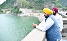 NO NEED TO PANIC AS SITUATION UNDER CONTROL: CM TO PEOPLE AFTER VISITING BHAKRA DAM