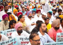 PUNJAB CONGRESS LEADERSHIP HOLDS MASSIVE PROTEST IN MANSA TO DEMAND FINANCIAL AID FOR FLOOD VICTIMS