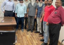 VB NABS XEN, SDO OF MINING DEPT WHILE ACCEPTING BRIBE OF RS 5 LAKH