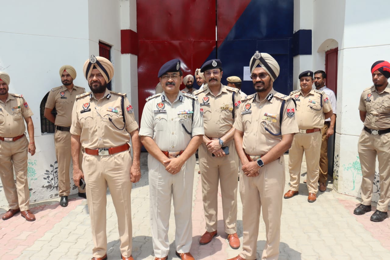 PUNJAB POLICE, PRISON DEPTT JOINTLY CONDUCT SIMULTANEOUS SEARCHES AT 25 JAILS IN PUNJAB