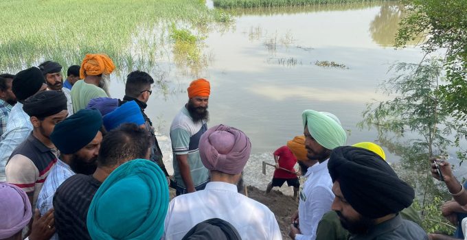 Bajwa slams AAP for adopting laxity while flood threats loom large