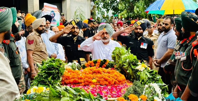 Indian Army martyr Pardeep Singh cremated in his native village Ballamgarh