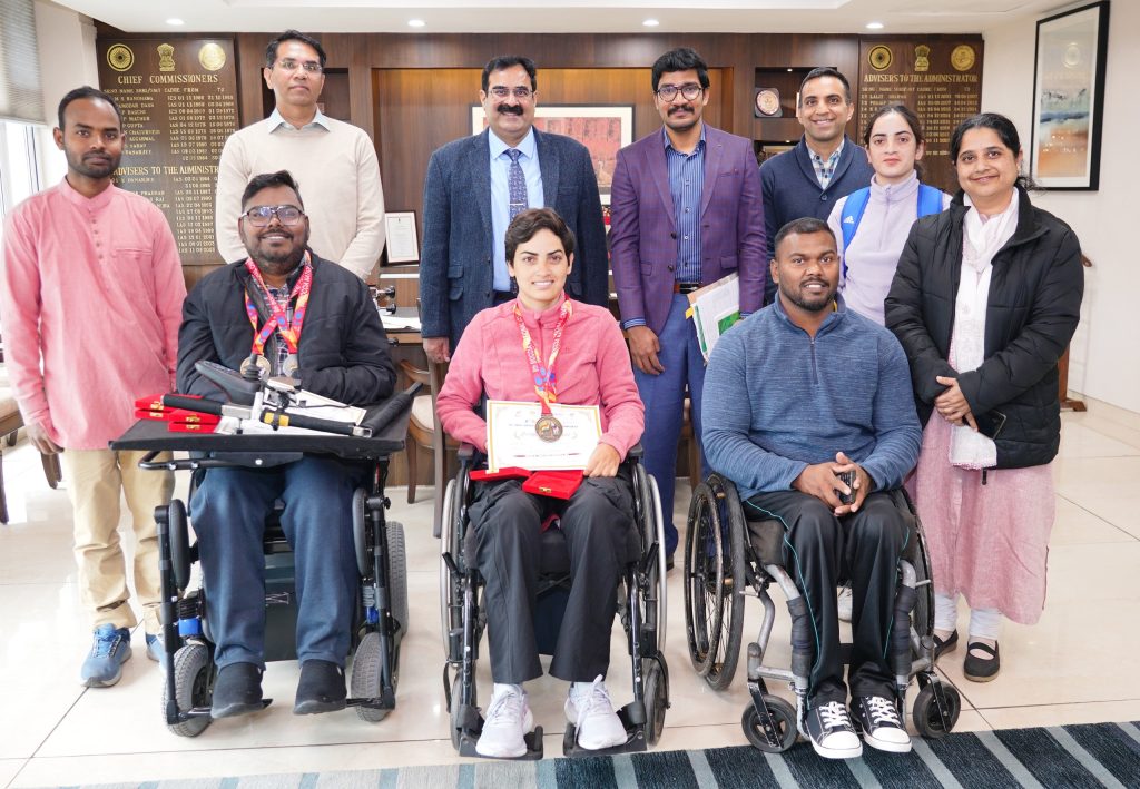 Advisor to the Administrator meets the winners of the 8th Boccia National Championship 2023-24 meeting.