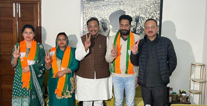 Three Aam Aadmi Party councilors from Chandigarh joined the BJP.